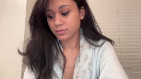 chicka online show from February 2025 01:13:01 AM