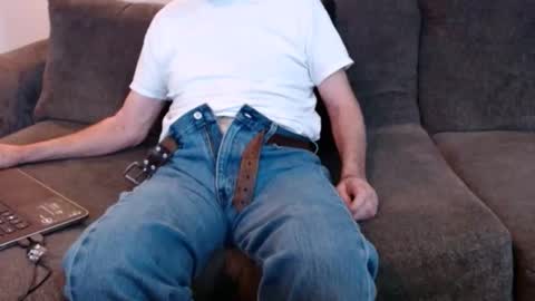 Snapshot of baronred54 chatting on December 2025 04:57:01 PM Baron online show from December 2025 04:57:01 PM