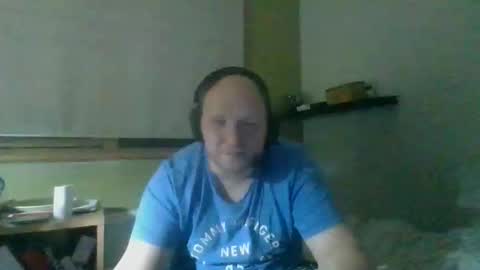 Snapshot of bart_poland chatting on October 2025 08:51:01 PM bart_poland online show from October 2025 08:51:01 PM