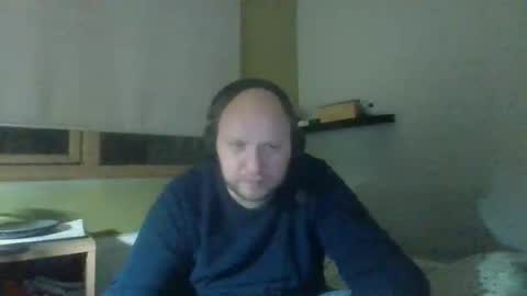 Snapshot of bart_poland chatting on November 2025 09:06:01 PM bart_poland online show from November 2025 09:06:01 PM