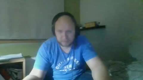 Snapshot of bart_poland chatting on November 2025 10:08:02 PM bart_poland online show from November 2025 10:08:02 PM