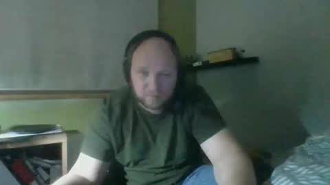 Snapshot of bart_poland chatting on November 2025 09:43:02 PM bart_poland online show from November 2025 09:43:02 PM