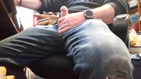 bartender3127 online show from February 2026 05:18:01 PM