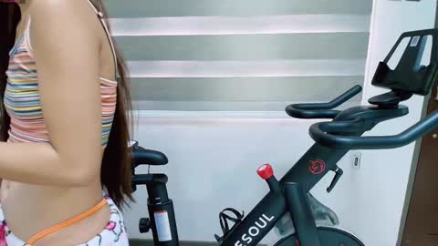 Snapshot of basapukipuki chatting on October 2025 02:52:01 AM PukiPuki online show from October 2025 02:52:01 AM