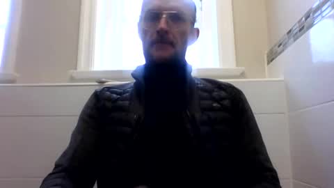 Snapshot of basiccamguy chatting on February 2025 11:06:02 AM basiccamguy online show from February 2025 11:06:02 AM