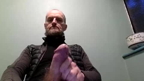 Snapshot of basiccamguy chatting on April 2026 07:08:02 PM basiccamguy online show from April 2026 07:08:02 PM