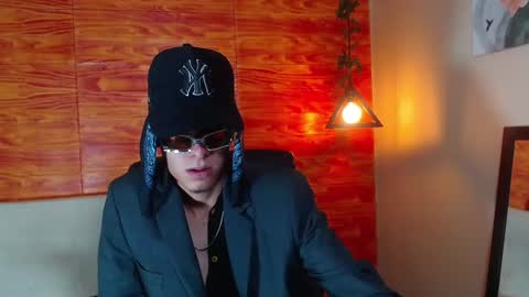 Bastian online show from February 2025 03:04:02 AM