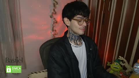 Bastiel online show from October 2025 12:33:01 AM