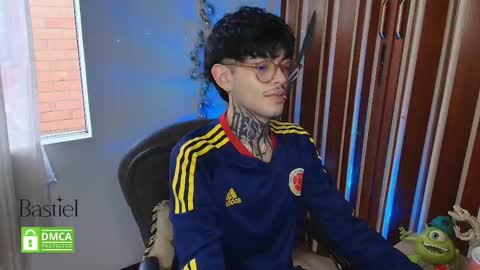 Bastiel online show from November 2025 09:57:02 PM