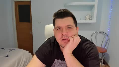 Snapshot of basystem8 chatting on January 2025 02:03:02 PM BASY online show from January 2025 02:03:02 PM