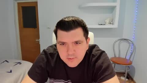 Snapshot of basystem8 chatting on January 2025 11:13:02 AM BASY online show from January 2025 11:13:02 AM