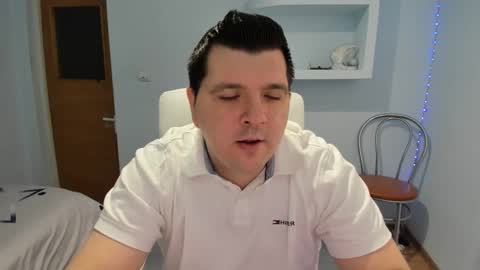 Snapshot of basystem8 chatting on January 2025 08:07:02 AM BASY online show from January 2025 08:07:02 AM