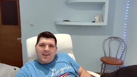 Snapshot of basystem8 chatting on February 2025 09:27:01 AM BASY online show from February 2025 09:27:01 AM