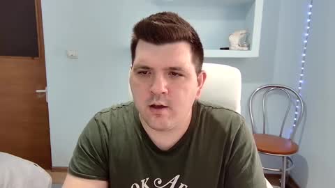 Snapshot of basystem8 chatting on February 2025 11:13:02 AM BASY online show from February 2025 11:13:02 AM