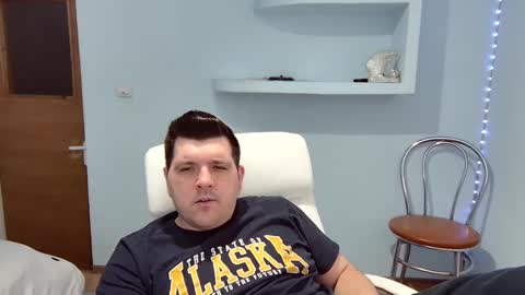 Snapshot of basystem8 chatting on February 2025 09:42:01 AM BASY online show from February 2025 09:42:01 AM