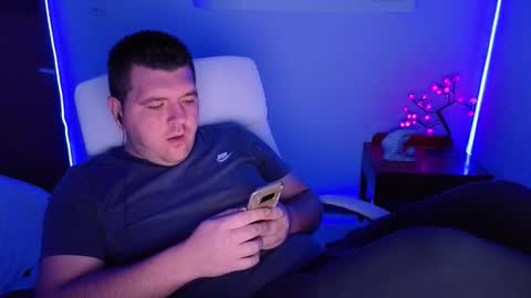 Snapshot of basystem8 chatting on September 2025 02:27:01 AM BASY online show from September 2025 02:27:01 AM