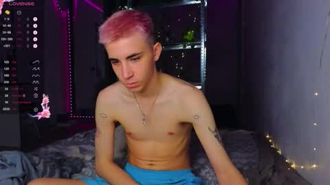 Snapshot of batarol0 chatting on September 2025 06:41:02 PM mett online show from September 2025 06:41:02 PM