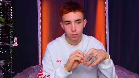 Snapshot of batarol0 chatting on September 2025 08:12:02 PM mett online show from September 2025 08:12:02 PM