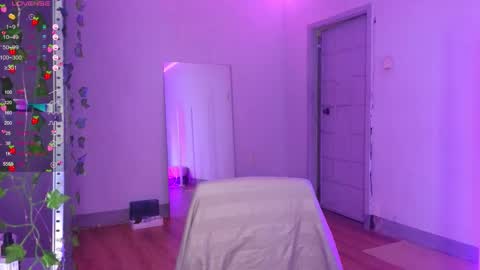 Snapshot of batarol0 chatting on October 2025 02:36:01 PM mett online show from October 2025 02:36:01 PM