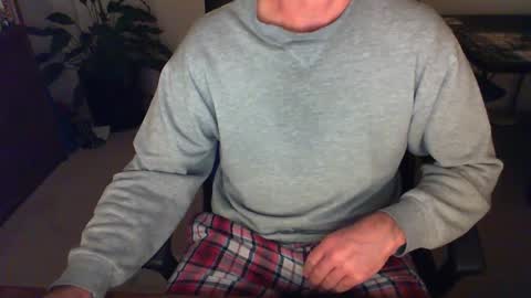 Snapshot of batebro13 chatting on December 2024 02:15:01 PM BateBro13 online show from December 2024 02:15:01 PM