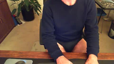 Snapshot of batebro13 chatting on February 2025 01:57:01 PM BateBro13 online show from February 2025 01:57:01 PM
