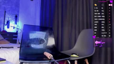 Snapshot of batty_queen chatting on March 2026 01:46:02 AM batty_queen online show from March 2026 01:46:02 AM