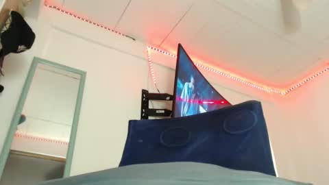 Snapshot of bayoletsweett chatting on February 2025 08:10:01 PM deivid online show from February 2025 08:10:01 PM