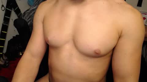 Snapshot of bayron_fiit chatting on February 2025 03:01:01 AM Bayron Rodriguez online show from February 2025 03:01:01 AM