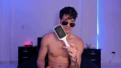 Valentino online show from January 2025 12:13:02 AM