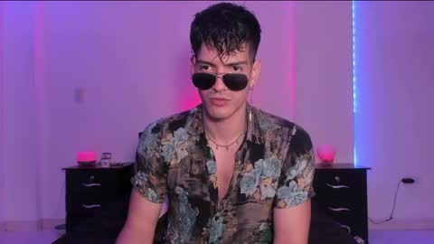 Valentino online show from February 2025 02:38:01 AM