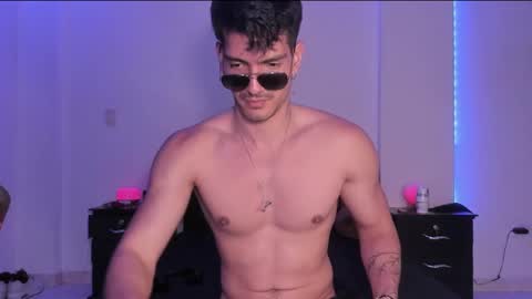 Valentino online show from February 2025 12:17:01 AM