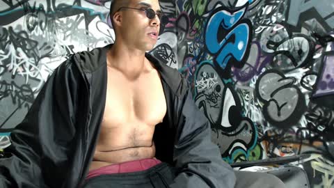 Justin online show from December 2024 11:35:02 PM