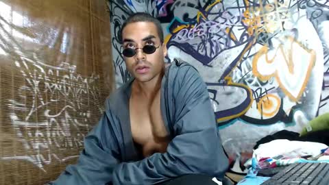 Justin online show from March 2025 03:38:02 PM