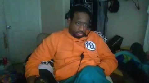 Snapshot of bbc_rocker chatting on December 2024 06:00:02 PM rocker n queen online show from December 2024 06:00:02 PM