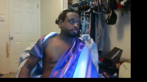 Snapshot of bbc_rocker chatting on December 2024 07:45:01 PM rocker n queen online show from December 2024 07:45:01 PM