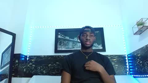 Andrew  online show from October 2025 03:02:02 AM