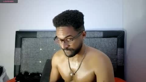 Snapshot of bbcblackhot33 chatting on October 2025 04:21:02 AM john online show from October 2025 04:21:02 AM