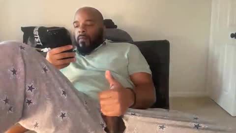 Zaddy online show from November 2025 10:41:02 PM