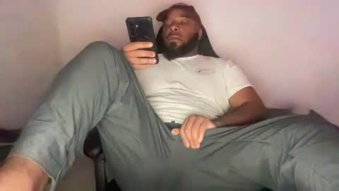 Zaddy online show from August 2026 10:29:01 AM