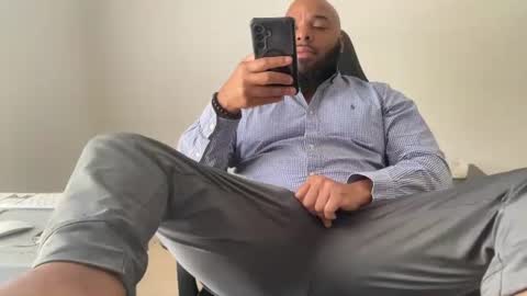 Zaddy online show from August 2026 07:38:02 PM
