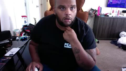 Snapshot of bbnsbbc chatting on November 2025 03:45:02 PM BBNsBBC online show from November 2025 03:45:02 PM