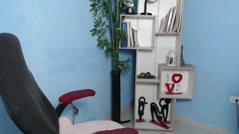 Charlote online show from January 2025 11:56:02 AM