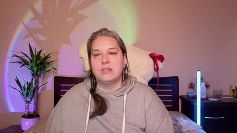 Love online show from March 2026 11:50:02 AM