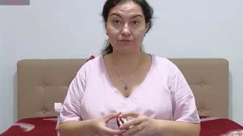 Emma online show from October 2025 06:35:02 AM