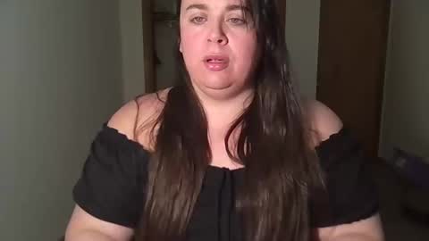 Snapshot of bbwsophiecooks chatting on January 2025 11:12:01 PM Sophie BBW online show from January 2025 11:12:01 PM