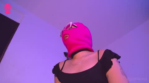 Amber  online show from November 2025 01:13:02 PM