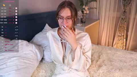 Snapshot of be_my_teacher chatting on September 2025 06:41:02 PM Emma online show from September 2025 06:41:02 PM