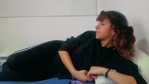 Sara  Juan online show from December 2024 02:32:01 AM