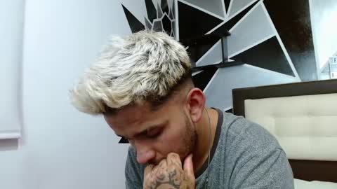 Sara  Juan online show from March 2025 02:30:02 AM