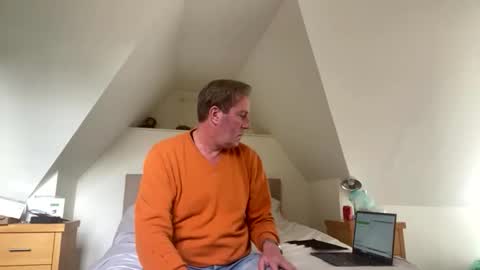 Snapshot of beachlover39 chatting on February 2026 01:20:01 PM Beachlover39 online show from February 2026 01:20:01 PM